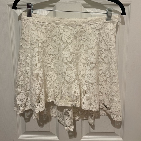 Dresses & Skirts - White skirt - Abercrombie and Fitch